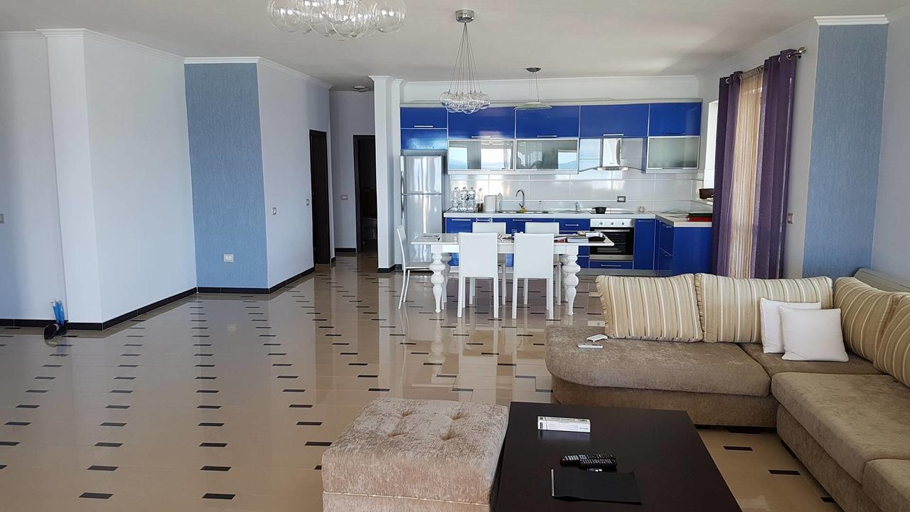 Апартаменти Sea Front Penthouse Саранда Екстер'єр фото