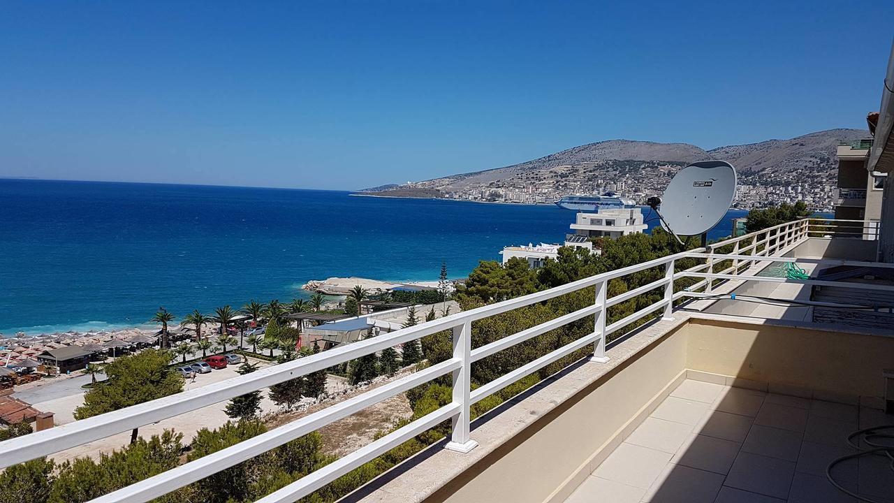Апартаменти Sea Front Penthouse Саранда Екстер'єр фото